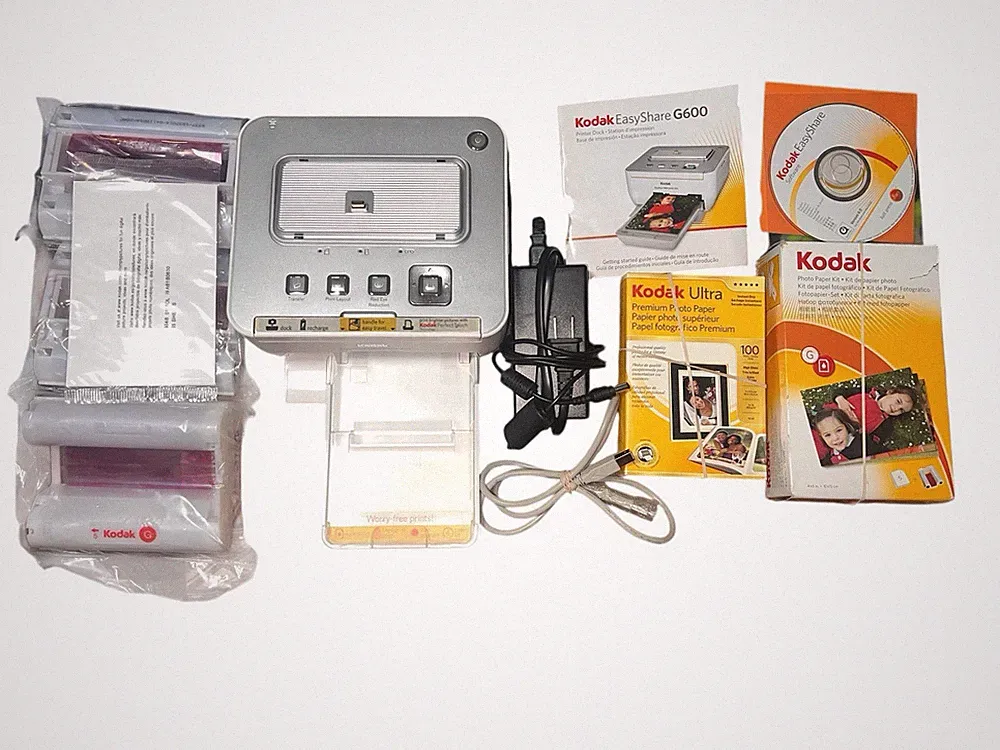 Kodak Easy Share G 600 printer Dock Bundle includes Paper ink, And Accessories