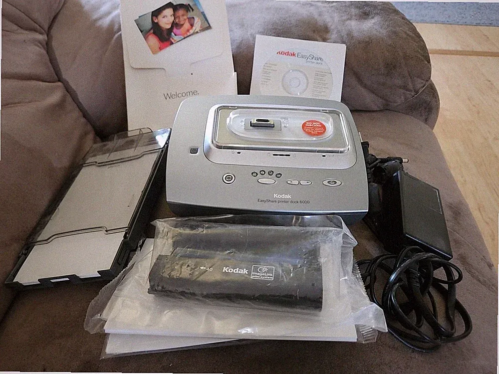 Kodak Easyshare Printer Dock 6000, CD, Adapter, Ink, Paper And Instructions