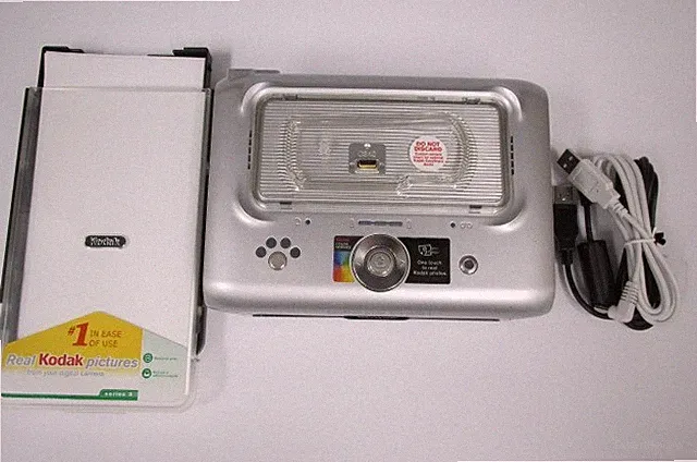 Kodak EasyShare Printer Dock Series 3 Cartridge w/Paper, Charger, Kodak Bag