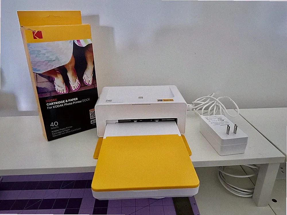 Kodak Instant Dock Printer + Cartridge & Paper 40 Sheets Tested Works